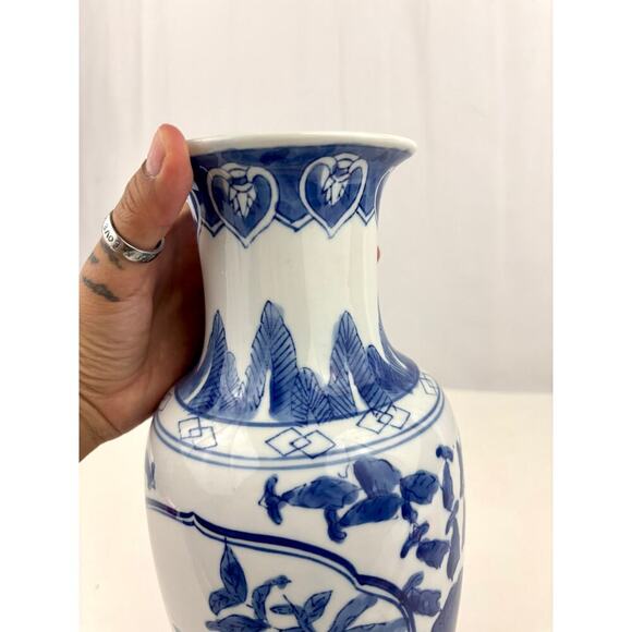 Blue & White Chinese Porcelain Vase with Floral & Bird Design 11.75" - Picture 10 of 14